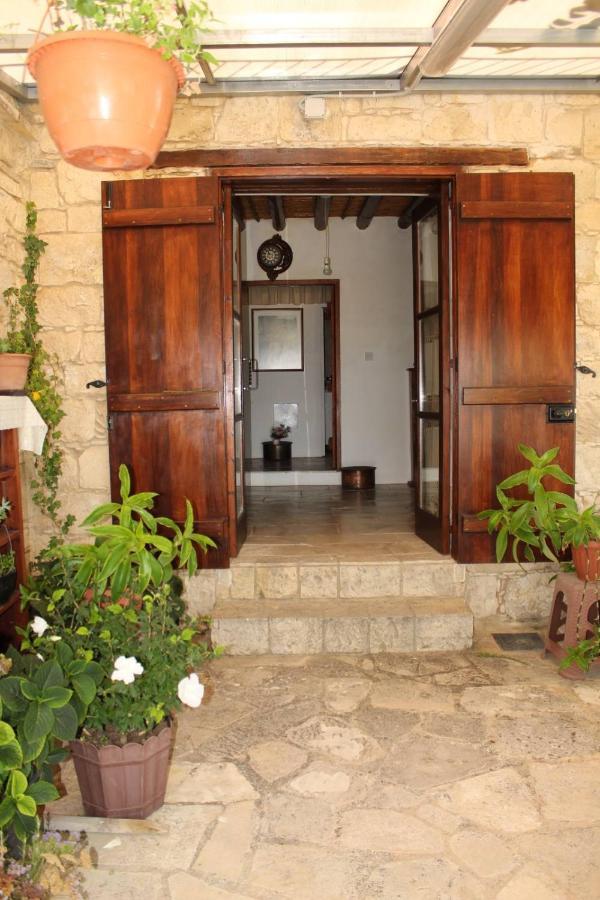 Bed and Breakfast Georgia'S House Fyti Exterior foto